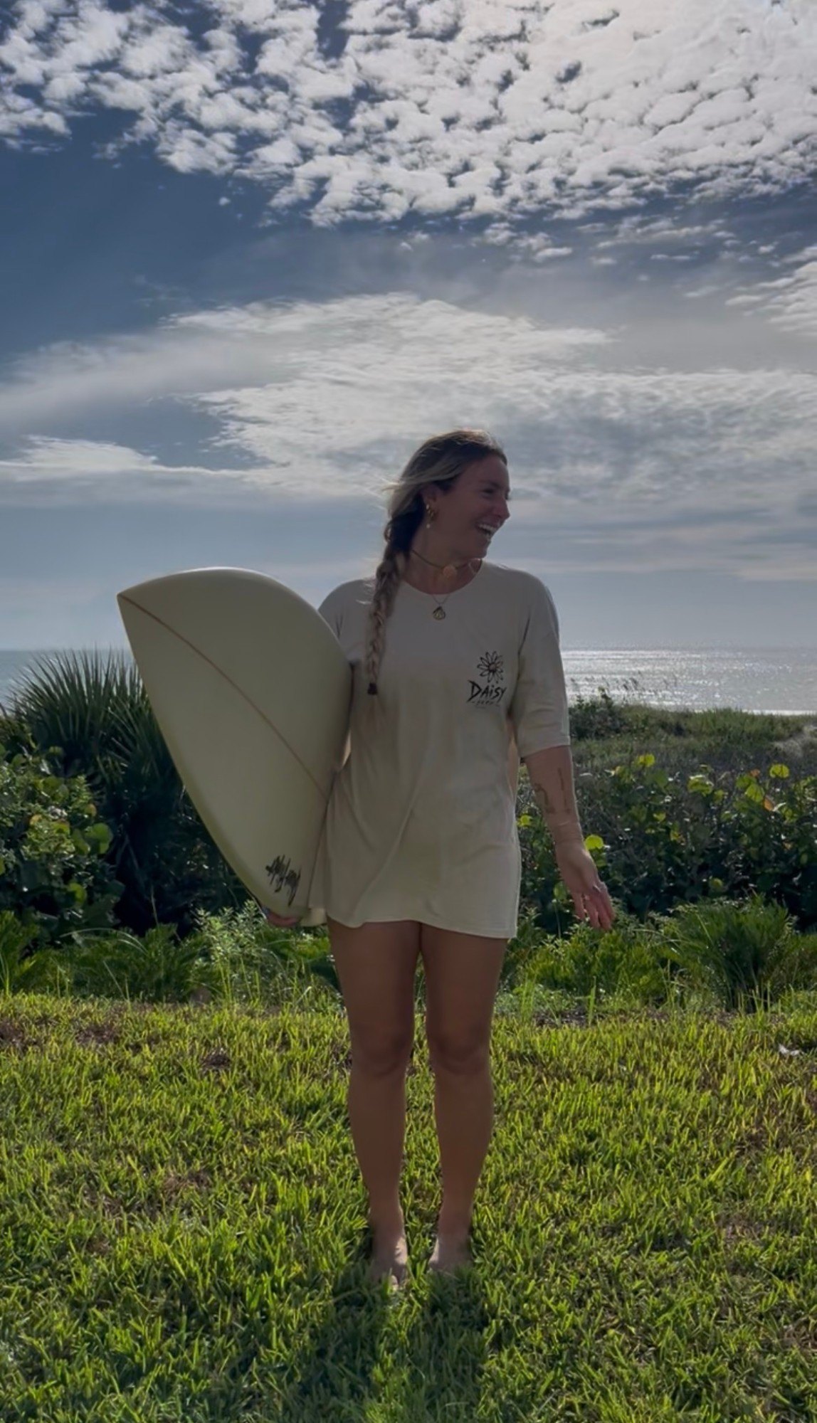 Daisy Surf OG Tee — view 6